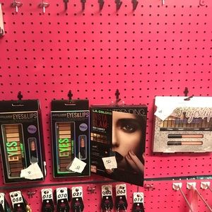 Maquillajes y mucho más